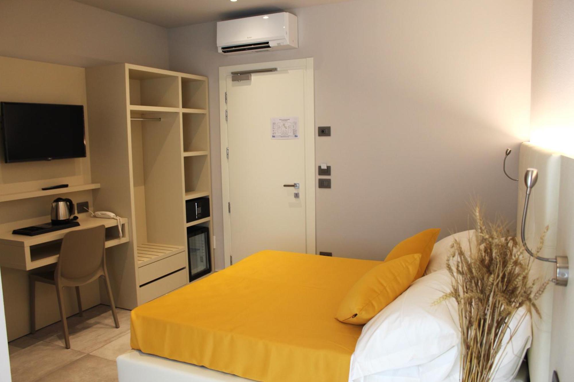 B&B Primrose Residence Hotel Ріміні Екстер'єр фото