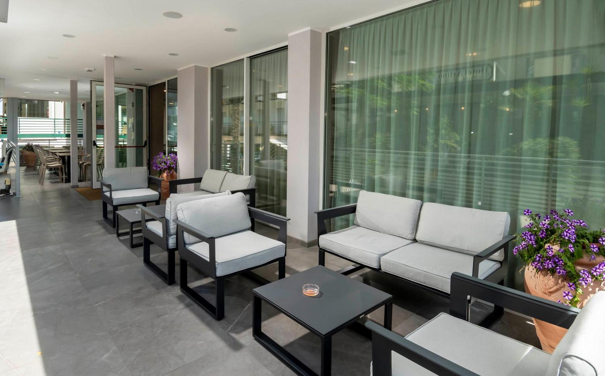 B&B Primrose Residence Hotel Ріміні Екстер'єр фото