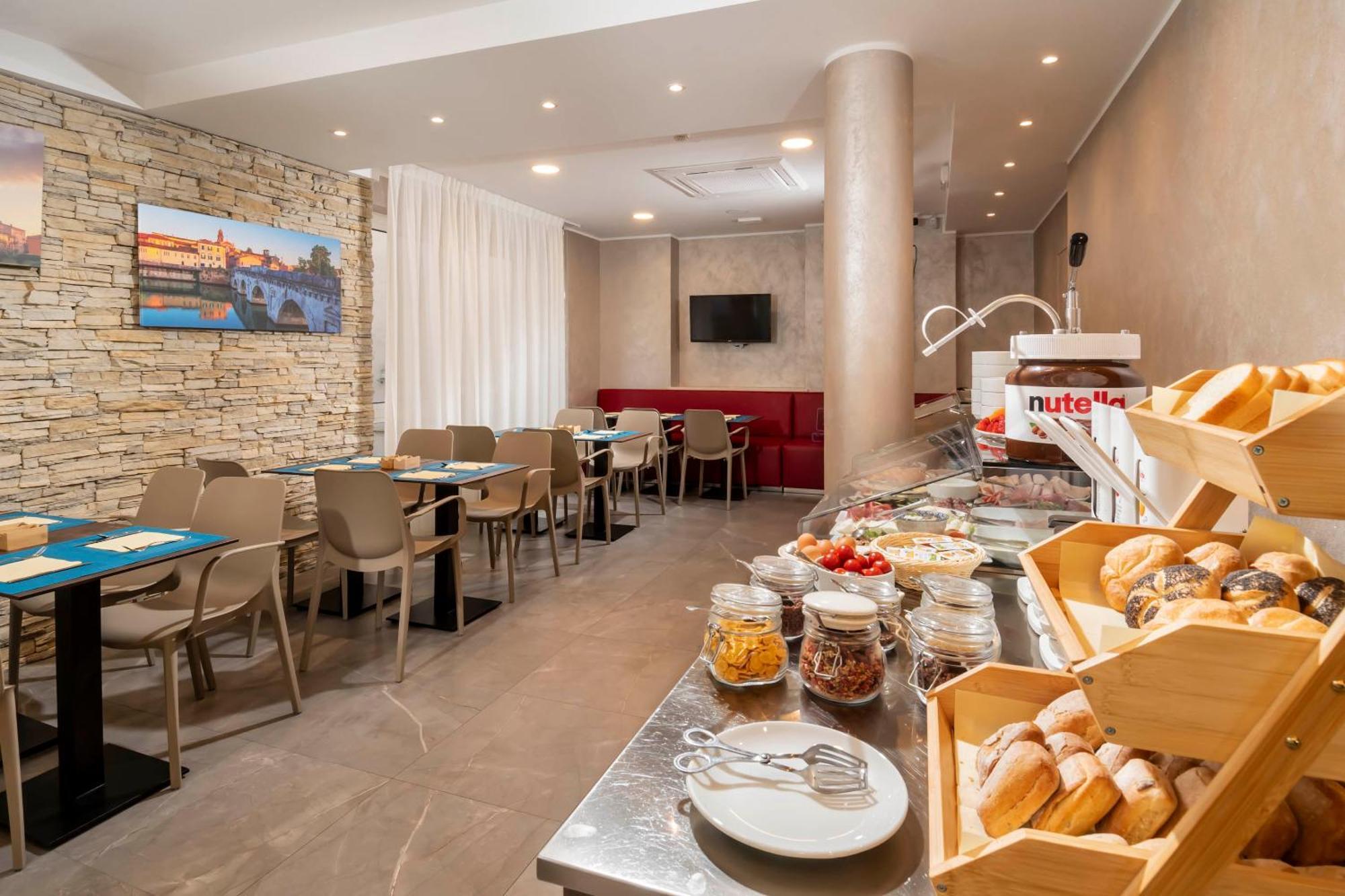 B&B Primrose Residence Hotel Ріміні Екстер'єр фото