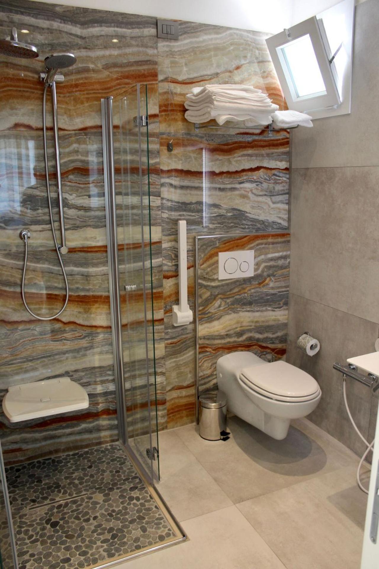 B&B Primrose Residence Hotel Ріміні Екстер'єр фото